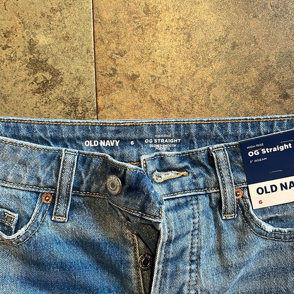Old Navy OG Jean Shorts - Picture 2 of 4